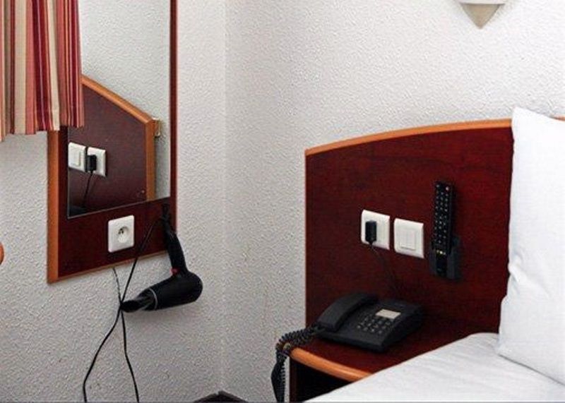 Comfort Hotel Grenoble Saint Egreve Buitenkant foto